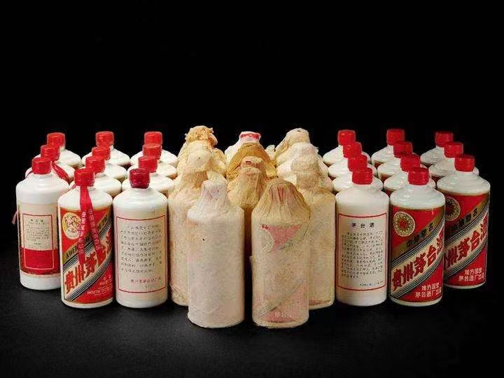 覃塘老酒回收上门哪里回收(附近上门回收茅台酒）?